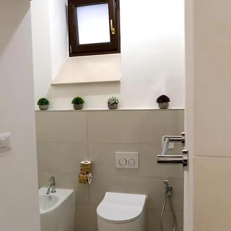 Palazzo Matilde לינה וארוחת בוקר 3*