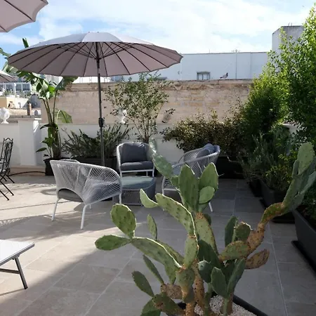 Palazzo Matilde فندق مبيت وإفطار